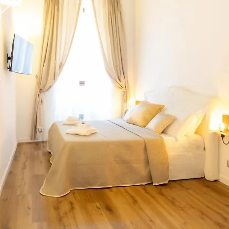 Apartman Lux With 3 Bedrooms And Spanish Steps Róma