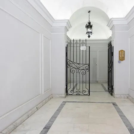Apartman Lux With 3 Bedrooms And Spanish Steps Róma