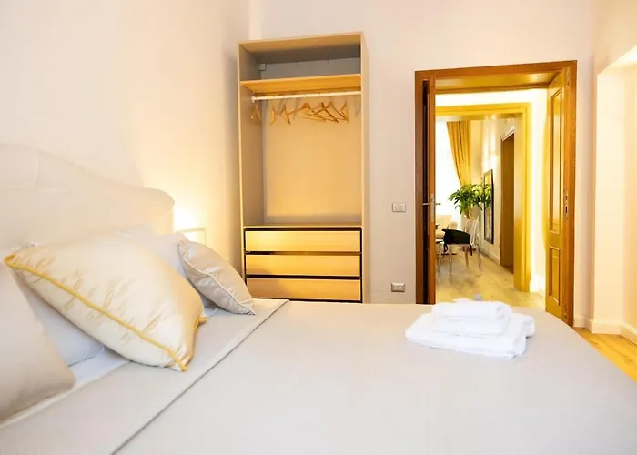 Апартаменты Lux With 3 Bedrooms And Spanish Steps